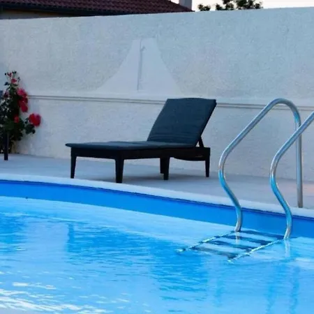 Isabell - With Swimming Pool *