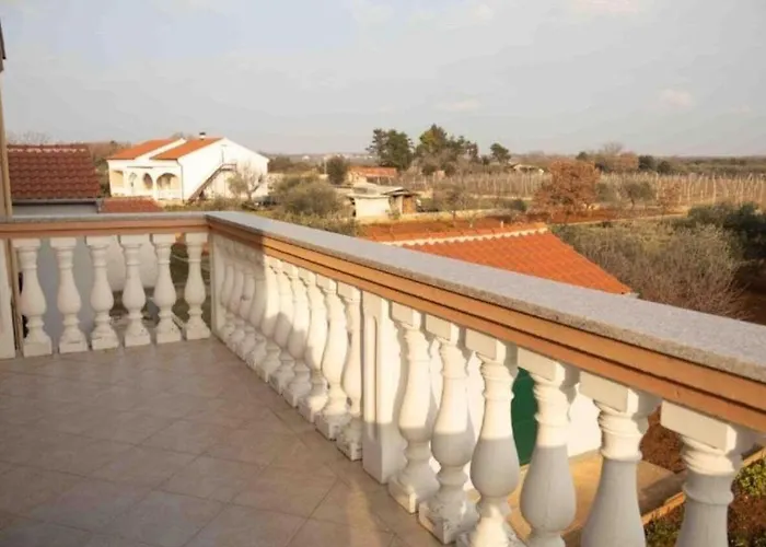 House Isabell بيت للعطل